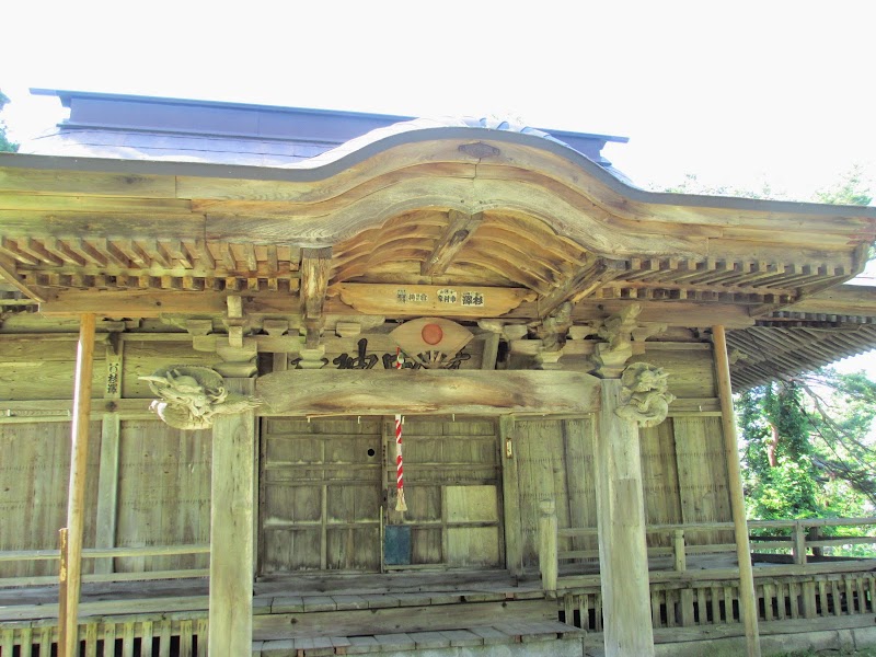 秋田神社(旧横手城追手門柱)