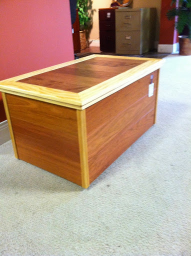 Thrift Store «Youth for Christ Store & Donation Center», reviews and photos, 11124 Chicago Dr, Zeeland, MI 49464, USA