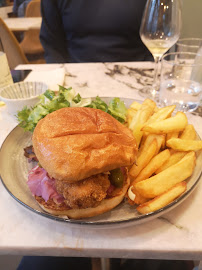 Sandwich au poulet du Restaurant Maison Jenny à Paris - n°11
