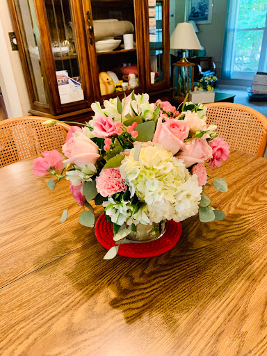 Florist «Teefey Flowers», reviews and photos, 9716 Holmes Rd, Kansas City, MO 64131, USA