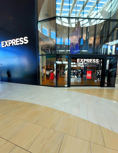 Clothing Store «Express», reviews and photos, 21540 Hawthorne Blvd, Torrance, CA 90503, USA