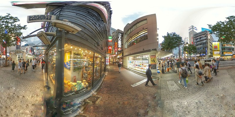 Lush 渋谷駅前店 東京都渋谷区道玄坂 化粧品店 グルコミ