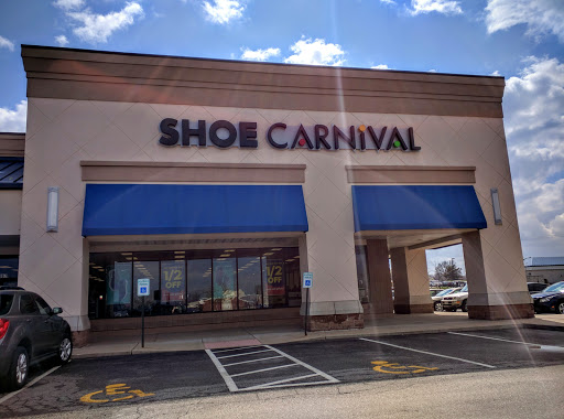 Shoe Carnival, 3867 Mexico Rd, St Charles, MO 63303, USA, 