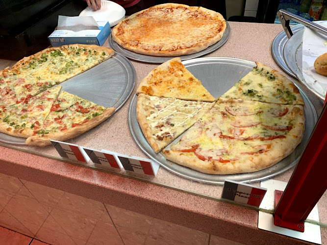#8 best pizza place in Altoona - Dino’s Pizza
