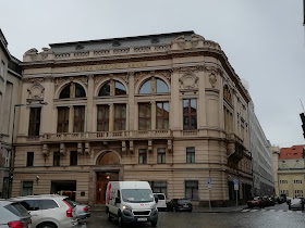 Česká národní banka, odborná knihovna