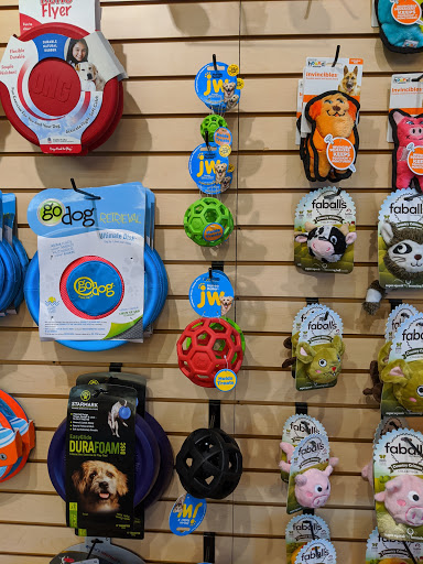 Pet Supply Store «The Healthy Pet», reviews and photos, 2777 Friendly St, Eugene, OR 97405, USA