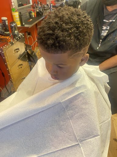 Barber Shop «Famous Cut Barber Shop», reviews and photos, 12704 Western Ave, Blue Island, IL 60406, USA