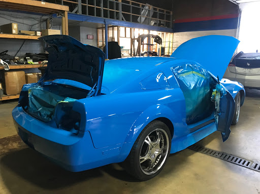 Auto Body Shop «Maaco Collision Repair & Auto Painting», reviews and photos, 2200 N Church St, Greensboro, NC 27405, USA