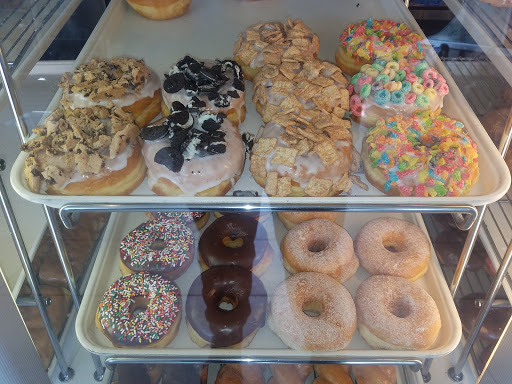 Donut Shop «Tee Donuts», reviews and photos, 325 E Anaheim St # A, Long Beach, CA 90813, USA