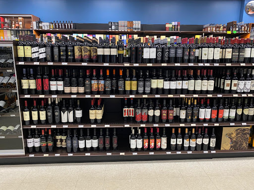 Liquor Store «Morrissey Boulevard Wines & Liquors», reviews and photos, 711 William T Morrissey Blvd, Dorchester, MA 02122, USA
