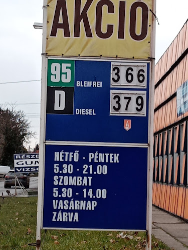 Petrol Sea - Benzinkút