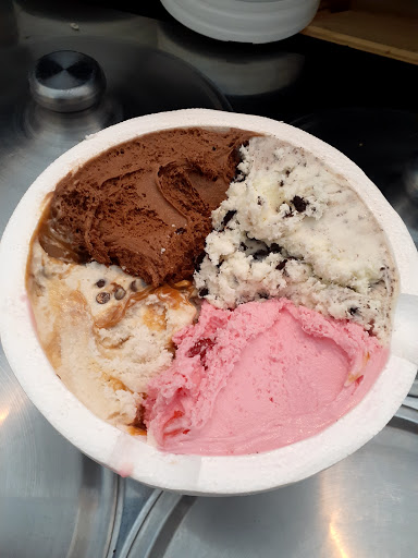 Heladería blass - Ice cream shop en San Vicente