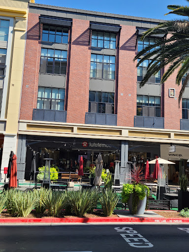 Sportswear Store «lululemon», reviews and photos, 334 Santana Row #1035, San Jose, CA 95128, USA