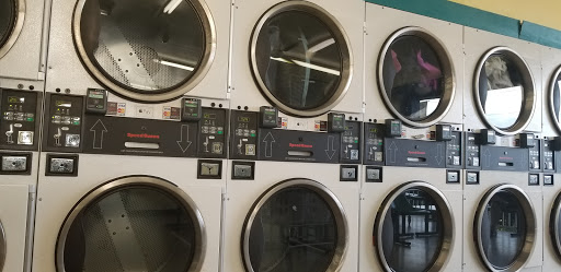 Laundromat «Laundromart North Fort Myers», reviews and photos, 216 Pondella Rd, North Fort Myers, FL 33903, USA