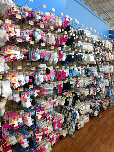 Department Store «Walmart Supercenter», reviews and photos, 9190 Highland Rd, White Lake, MI 48386, USA