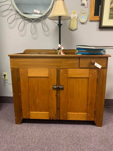 Thrift Store «Transitional Treasures», reviews and photos, 601 Towpath Rd e, Broadview Heights, OH 44147, USA