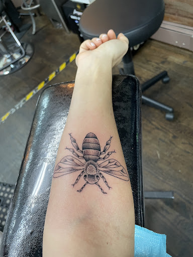 Tattoo Shop «South Shore Tattoo», reviews and photos, 74 Merrick Rd, Amityville, NY 11701, USA