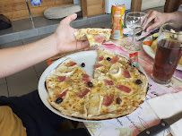 Pizza du Restaurant Le Chêne de l’Empereur chez calou à Grasse - n°8