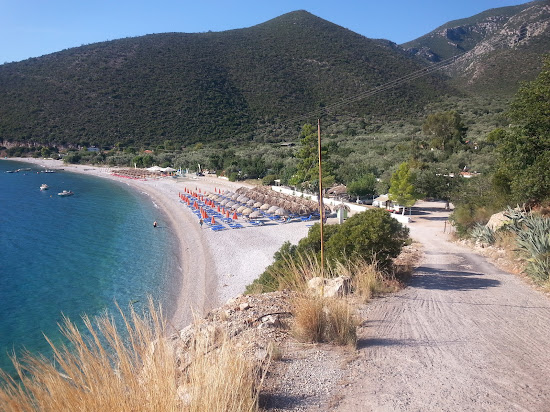Kryoneri beach