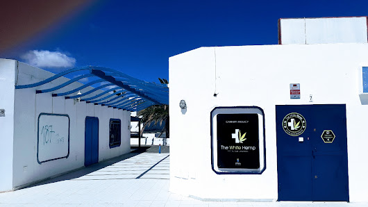 The White Hemp Cannabis Club Av. de las Islas Canarias, 3, 35508 Lanzarote, Las Palmas, España
