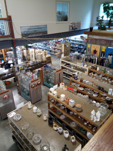 Thrift Store «Senior Thrift - Benefitting Island Senior Resources», reviews and photos, 5518 Woodard Ave, Freeland, WA 98249, USA