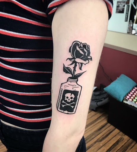 Tattoo Shop «Skinny Buddha Tattoo», reviews and photos, 203 S Monroe Ave, Green Bay, WI 54301, USA