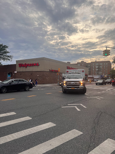Drug Store «Walgreens», reviews and photos, 8420 Broadway, Elmhurst, NY 11373, USA