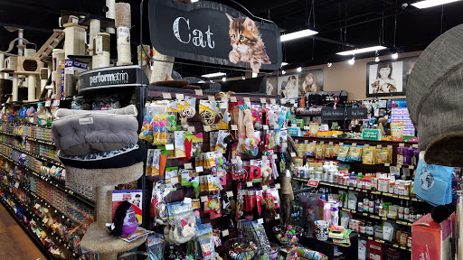 Pet Store «Pet Valu», reviews and photos, 1422 North Point Village Center, Reston, VA 20194, USA