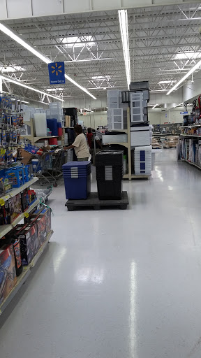Discount Store «Walmart», reviews and photos, 8745 Branch Ave, Clinton, MD 20735, USA