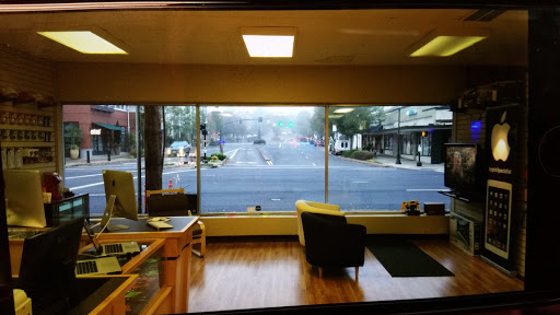 Computer Repair Service «CompRite - iPHONE, iPAD, iMAC, SAMSUNG, CELL PHONE REPAIR, LAPTOP, COMPUTERS», reviews and photos, 395 N State St, Lake Oswego, OR 97034, USA