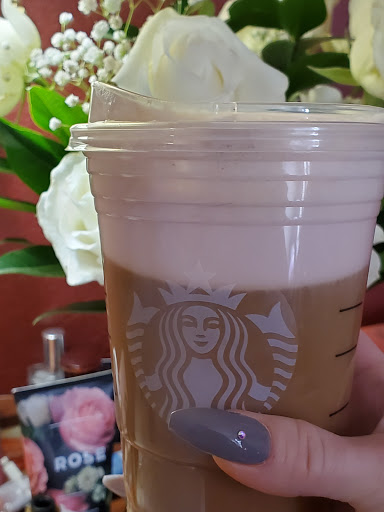 Coffee Shop «Starbucks», reviews and photos, 733 Bullsboro Dr, Newnan, GA 30265, USA