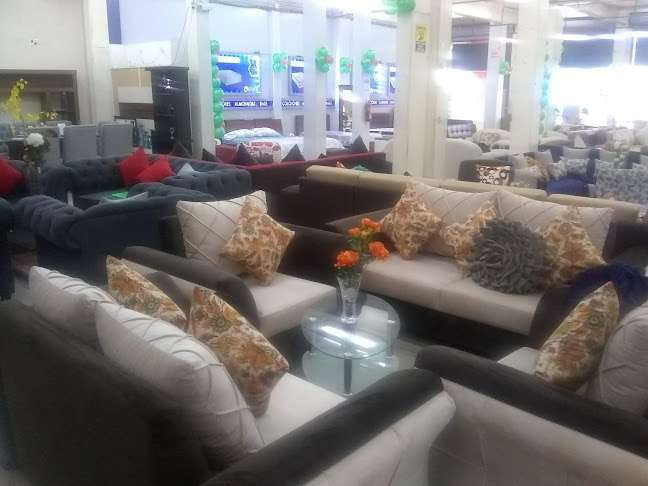 Opiniones de Muebles Cuencanos en Guayaquil - Tienda de muebles