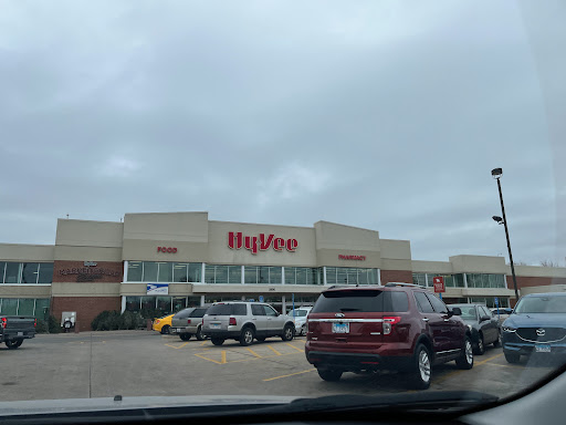 Hy-Vee Grocery Store image 10