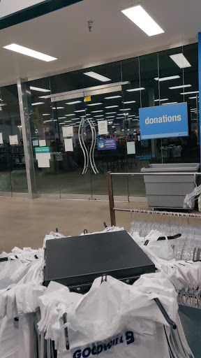 Thrift Store «Pavilions Goodwill Retail Store, Donation Center, and Career Center», reviews and photos, 8959 E Indian Bend Rd, Scottsdale, AZ 85250, USA