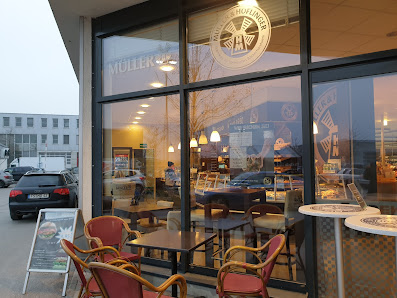 Bäckerei Müller und Höflinger Ludwig-Erhard-Straße 4C, 85375 Neufahrn bei Freising, Deutschland