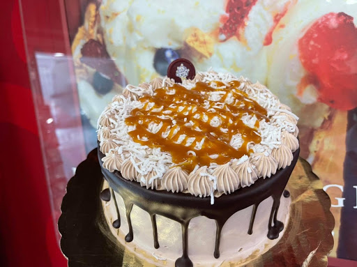 Ice Cream Shop «Cold Stone Creamery», reviews and photos, 100 Main St #102, Safety Harbor, FL 34695, USA