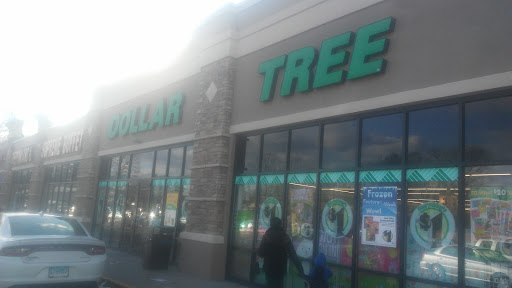 Dollar Store «Dollar Tree», reviews and photos, 345 Huntington Turnpike, Bridgeport, CT 06610, USA