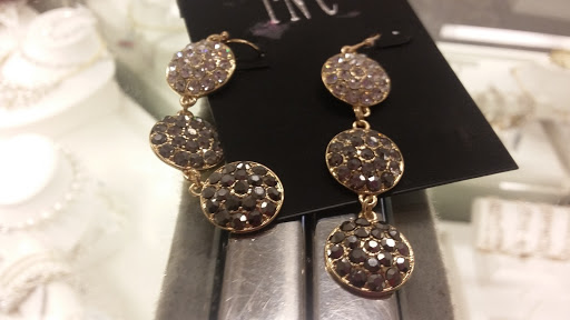 Shopping Mall «Somersville Towne Center», reviews and photos, 2550 Somersville Rd, Antioch, CA 94509, USA