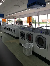 Laundry Fair Of Lincoln Park - Car repair in Lincoln Park, MI, Detroit - Rated 4.4/5
