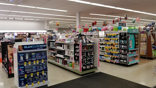 Drug Store «Walgreens», reviews and photos, 15 Grant Square, Hinsdale, IL 60521, USA