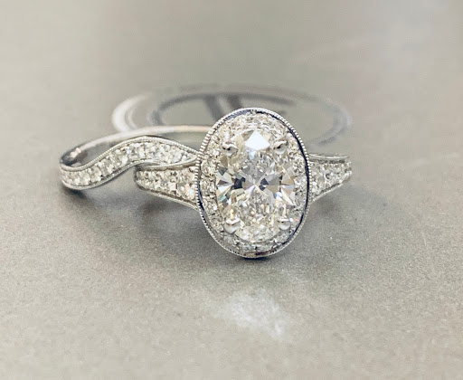 Jewelry Store «The Diamond Factory of Ann Arbor», reviews and photos, 668 Briarwood Cir, Ann Arbor, MI 48108, USA