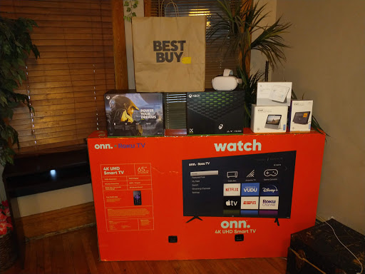 Electronics Store «Best Buy», reviews and photos, 1 Galleria Dr J107, Cheektowaga, NY 14225, USA