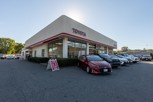 Toyota Dealer «Toyota of Greenwich», reviews and photos, 75 E Putnam Ave, Cos Cob, CT 06807, USA