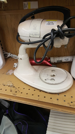 Thrift Store «MyUnique», reviews and photos, 218 W 234th St, Bronx, NY 10463, USA