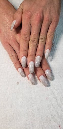 Beauty Salon «Cabellos Salon», reviews and photos, 125 SE 1st Ave, Miami, FL 33131, USA