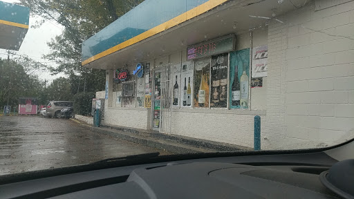 Gas Station «Valero», reviews and photos, 600 W Howard Ave, Decatur, GA 30030, USA