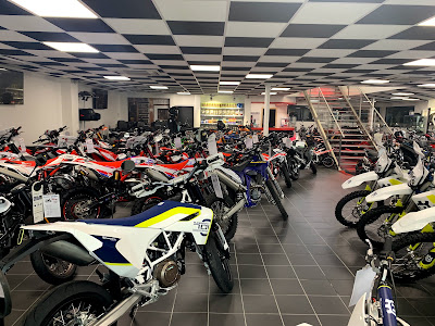 UNIVERS MOTOS QUADS STRASBOURG à Souffelweyersheim