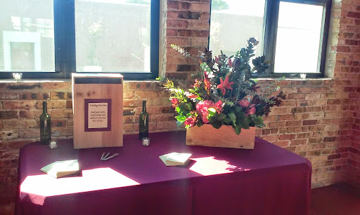 Florist «Westgate Flower & Plant Shop», reviews and photos, 841 S Oak Park Ave, Oak Park, IL 60304, USA