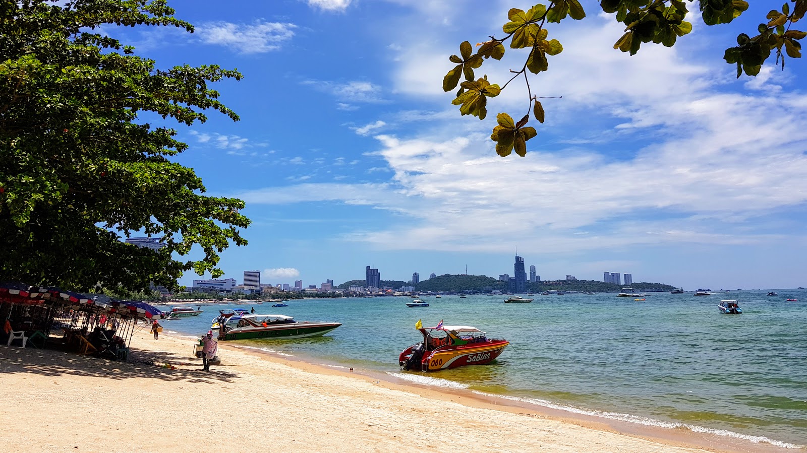 Valokuva North Pattaya Beachista. ja asutus