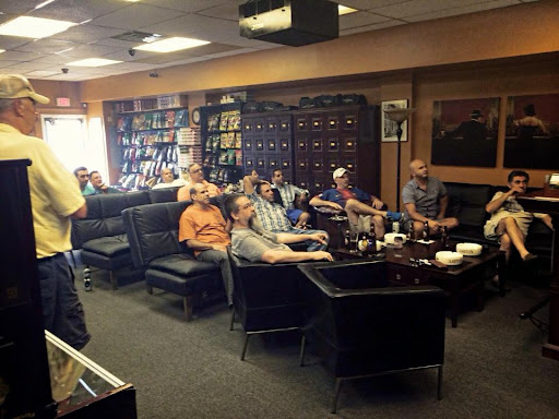 Tobacco Shop «Orange Cigar & More», reviews and photos, 278 Boston Post Rd, Orange, CT 06477, USA